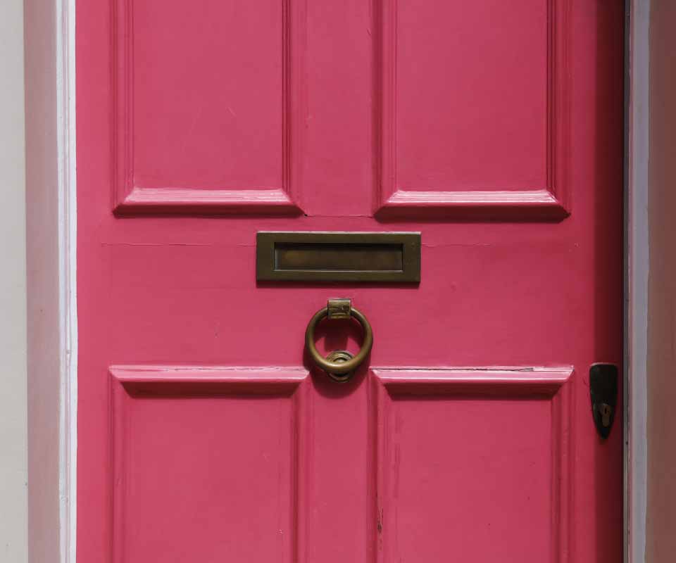 pink_door.jpg